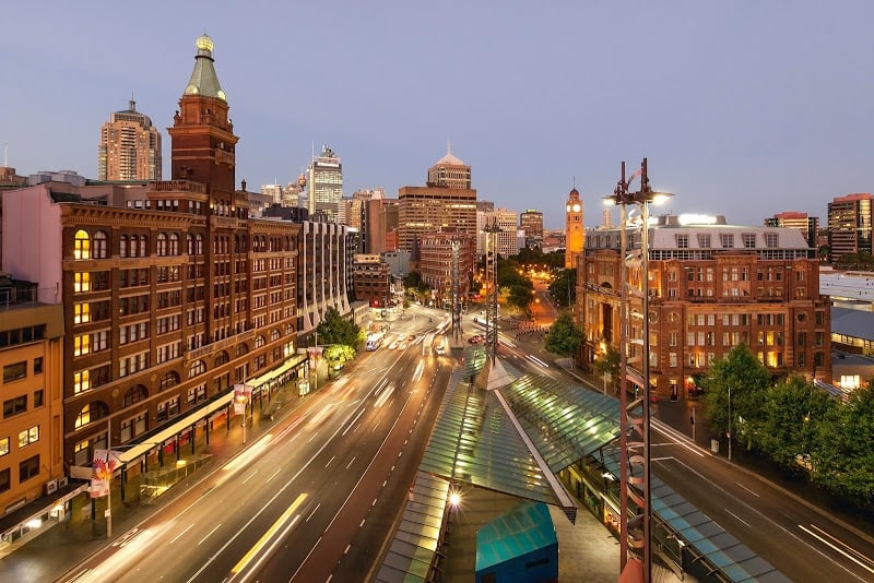 BalMar Cocktail Lounge Restaurants in Boston – GayOut Guide