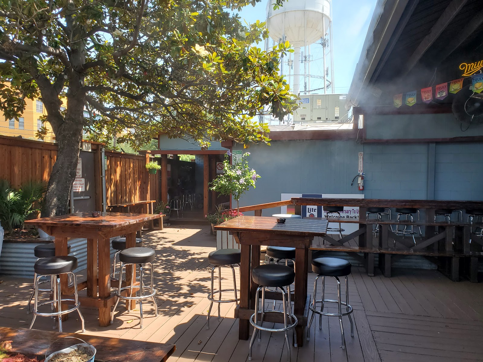 Hidden Door Bars & Clubs in Dallas – GayOut Guide