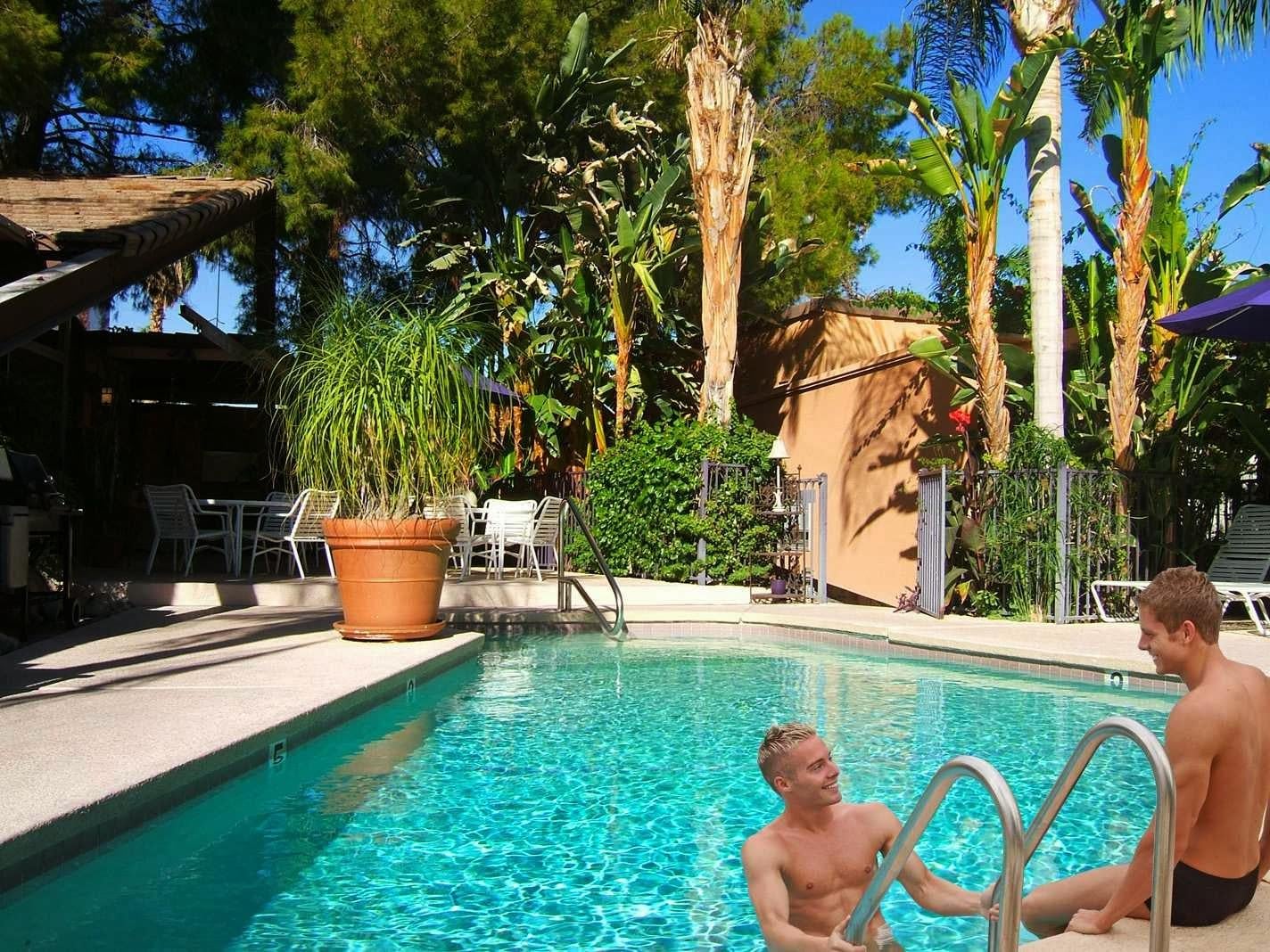 Triangle Inn Palm Springs Hotels in Palm Springs – GayOut Guide