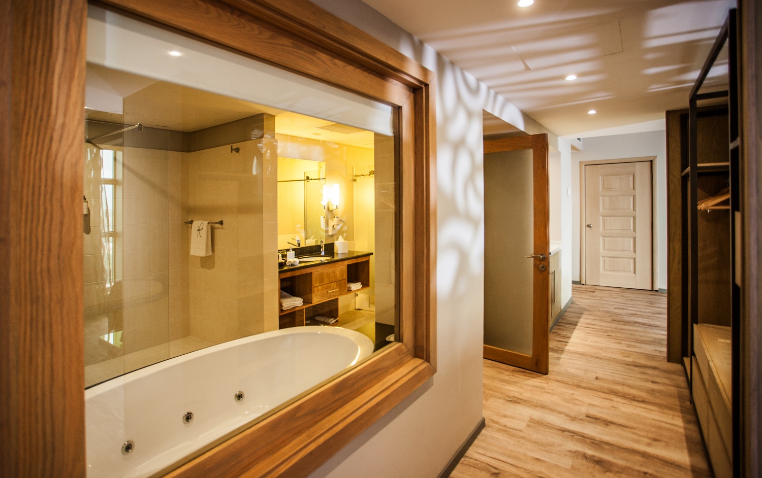 Hôtel Hennessey Park Hotels in Port Louis – GayOut Guide