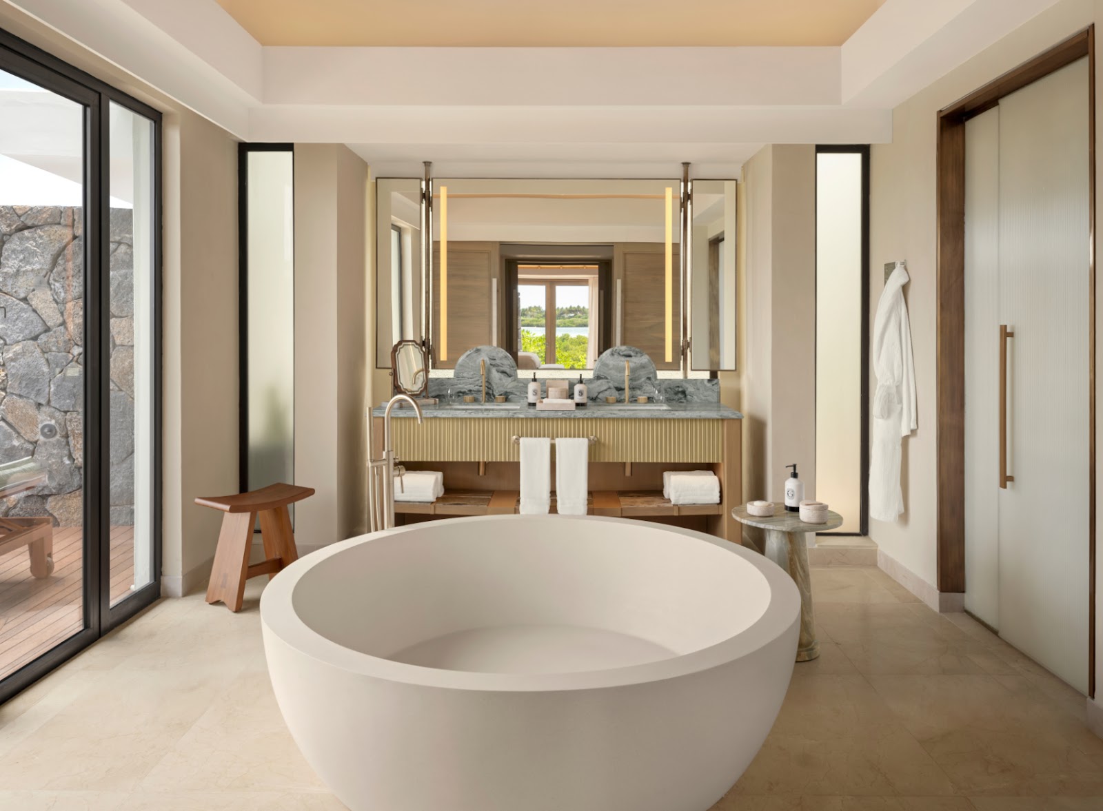 Anahita Four Seasons Resort Mauritius Hotels in Port Louis – GayOut Guide