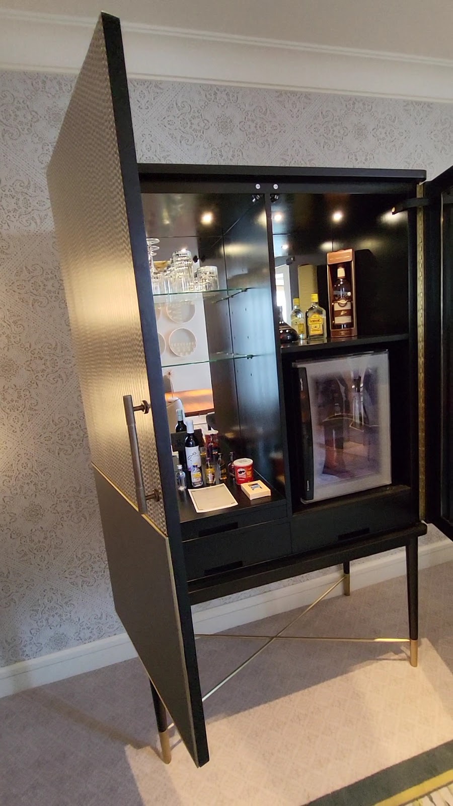 Four Seasons Hotel Amman Gay-Friendly Hotels in Amman – GayOut Guide