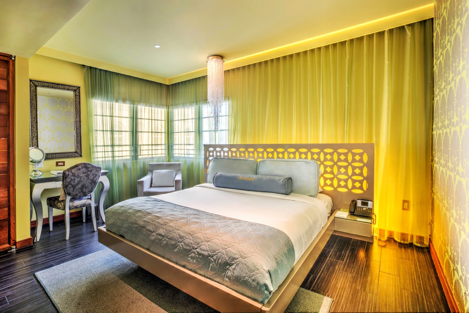 Dream South Beach Hotels in Miami – GayOut Guide