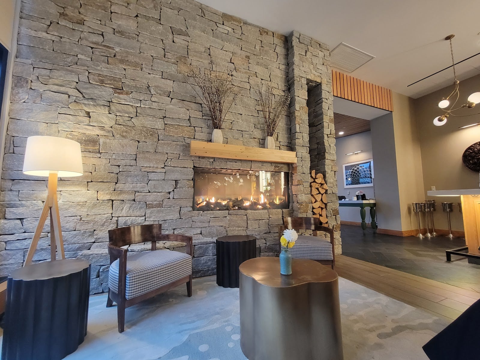 Lockwood Hotel Hotels in Albion – GayOut Guide