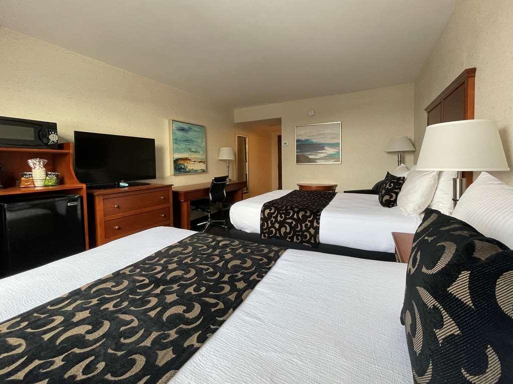 Hotel Best Western Plus Waterville Grand Hotels in Albion – GayOut Guide