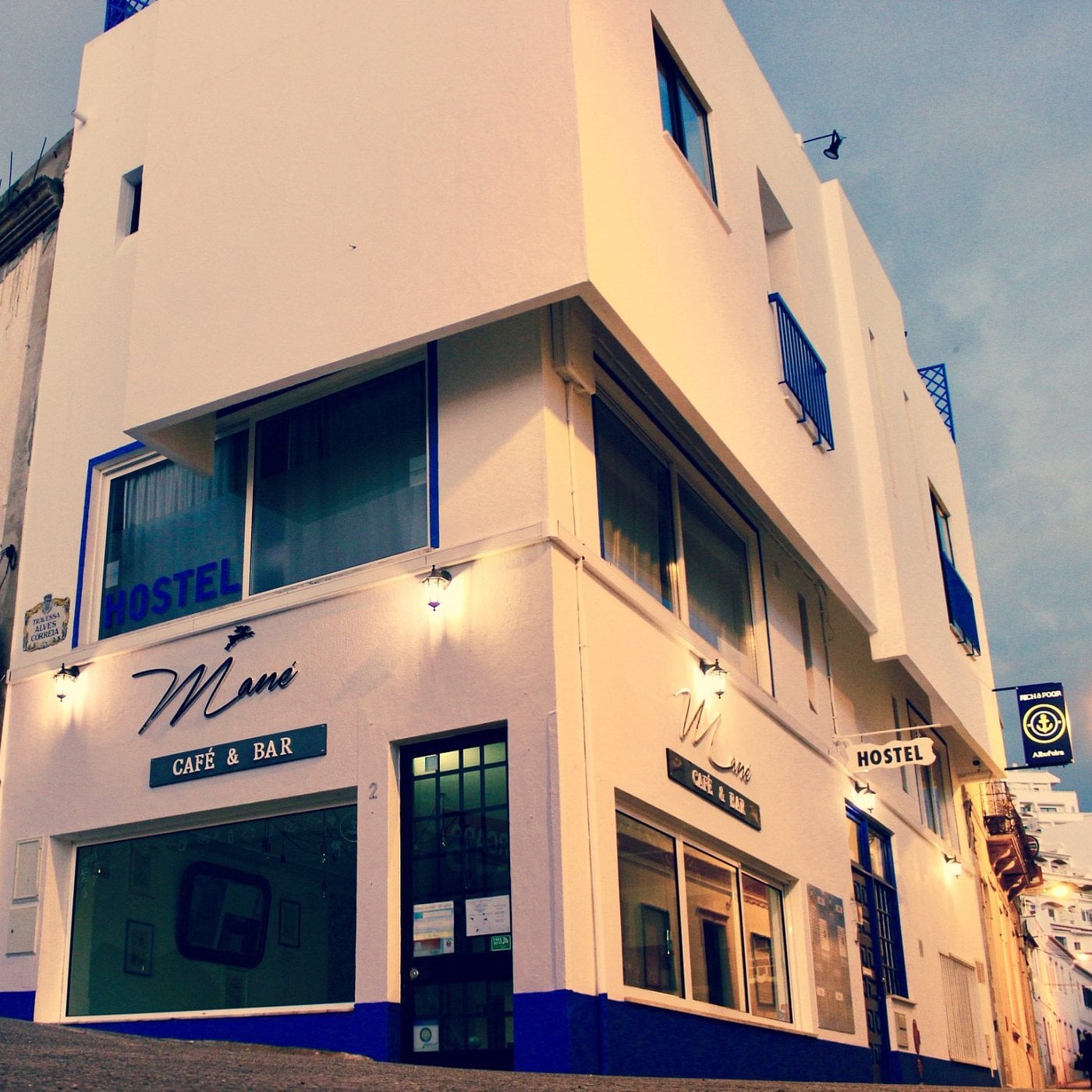 Rich & Poor Hostel Albufeira Hotels in Albufeira – GayOut Guide