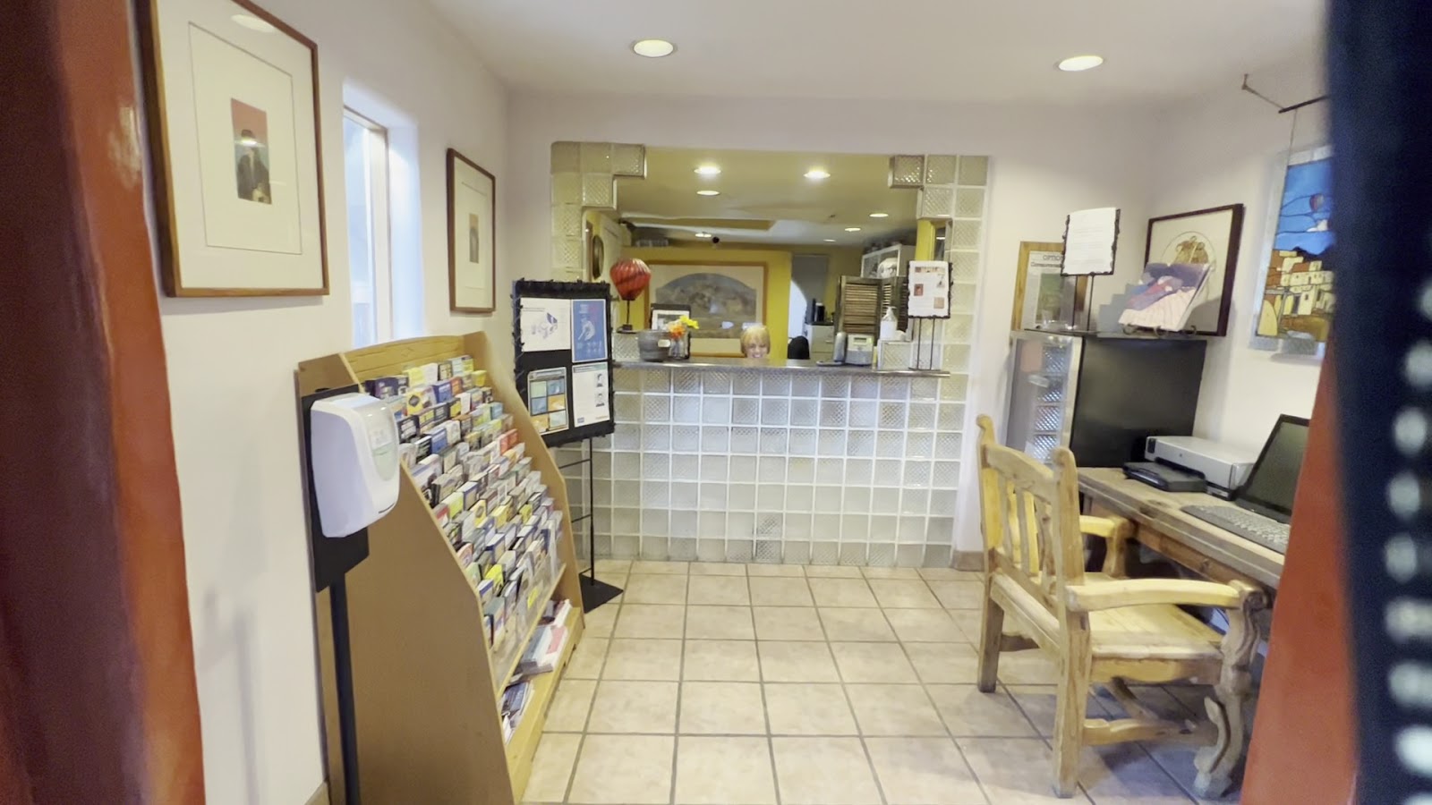Casas de Suenos Old Town Historic Inn, Ascend Hotel Collection Hotels in Albuquerque – GayOut Guide
