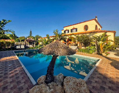 B&B Villa Paraiso Adults Only Naturism Optional Hotels in Albufeira – GayOut Guide