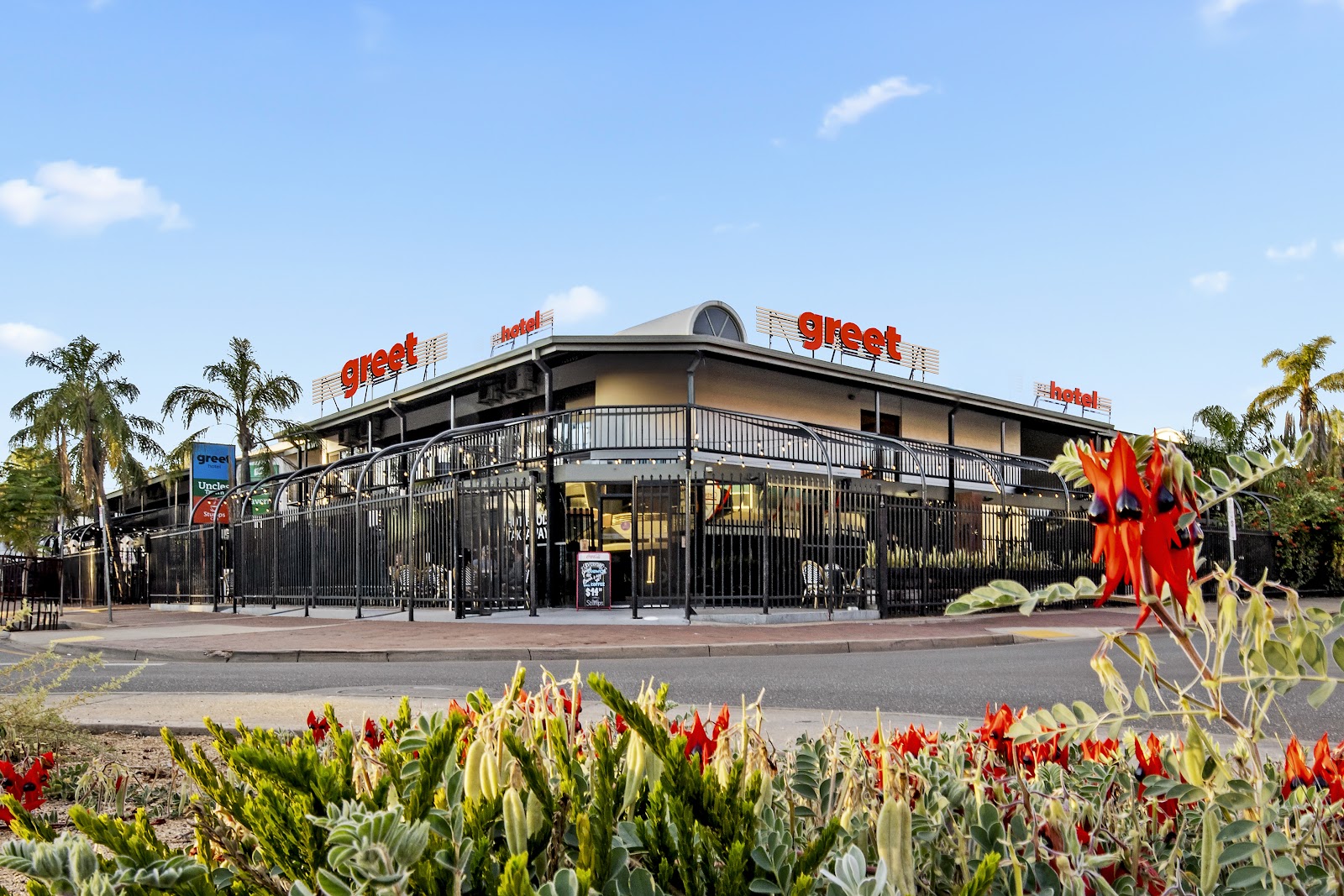 Diplomat Hotel Alice Springs Hotels in Alice Springs – GayOut Guide
