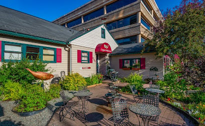 Copper Whale Inn Hotels in Anchorage – GayOut Guide