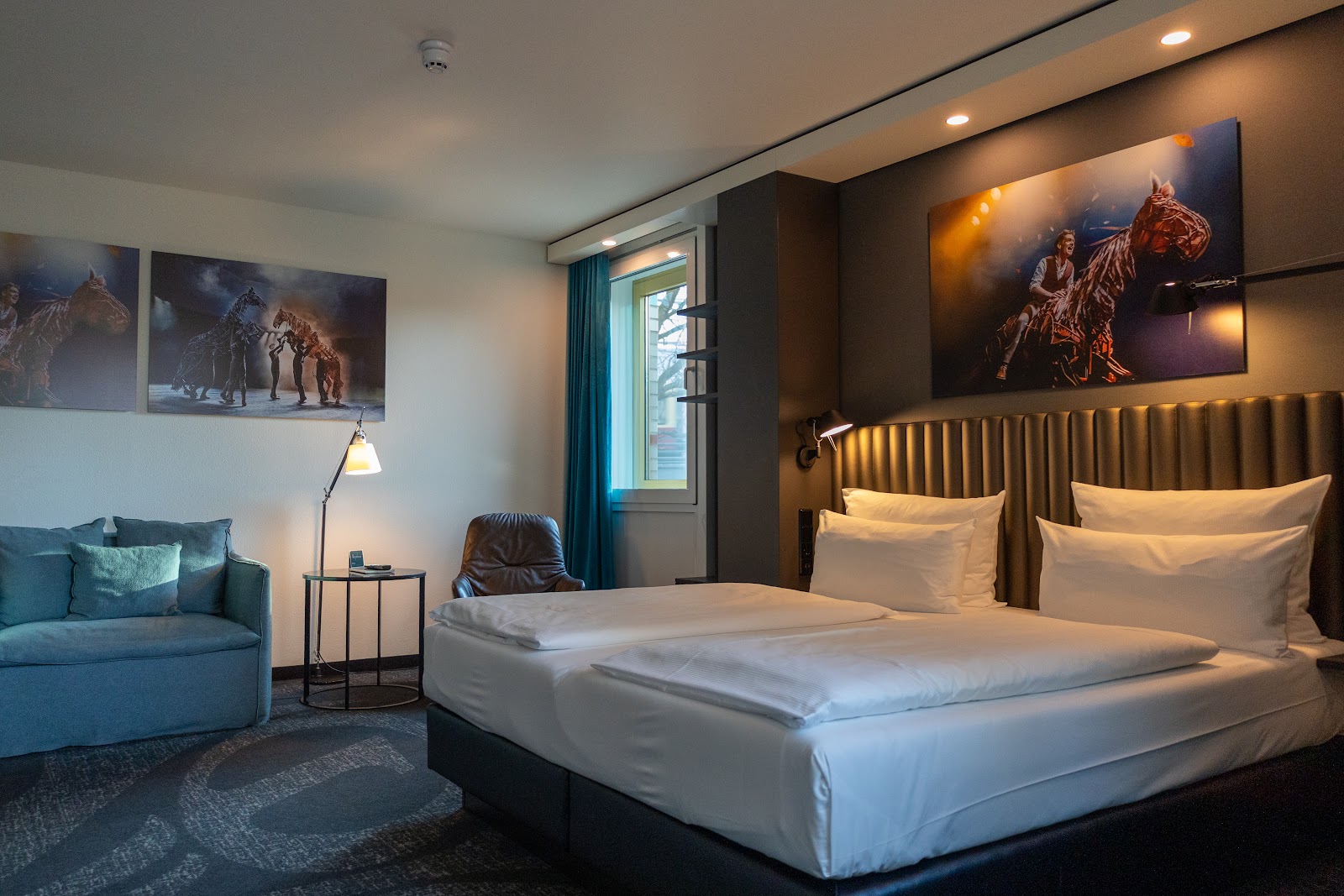 Motel One Berlin-Ku'Damm Hotels in Berlin – GayOut Guide