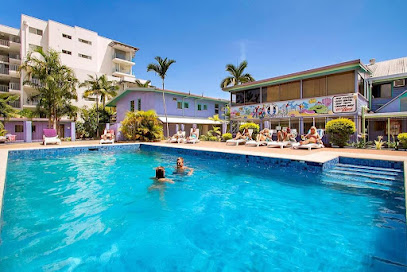Caravella Backpackers Hotels in Cairns North – GayOut Guide