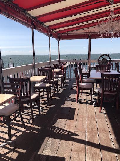 Cherry's On The Bay Bars & Clubs in Fire Island – GayOut Guide