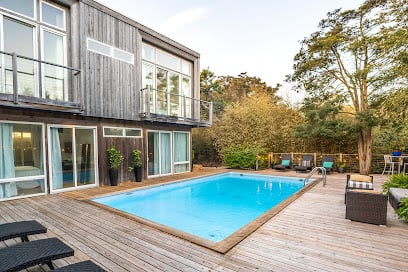 The Madison Fire Island Pines Hotels in Fire Island – GayOut Guide