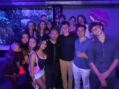 Pink Street Club Bars & Clubs in Florence – GayOut Guide