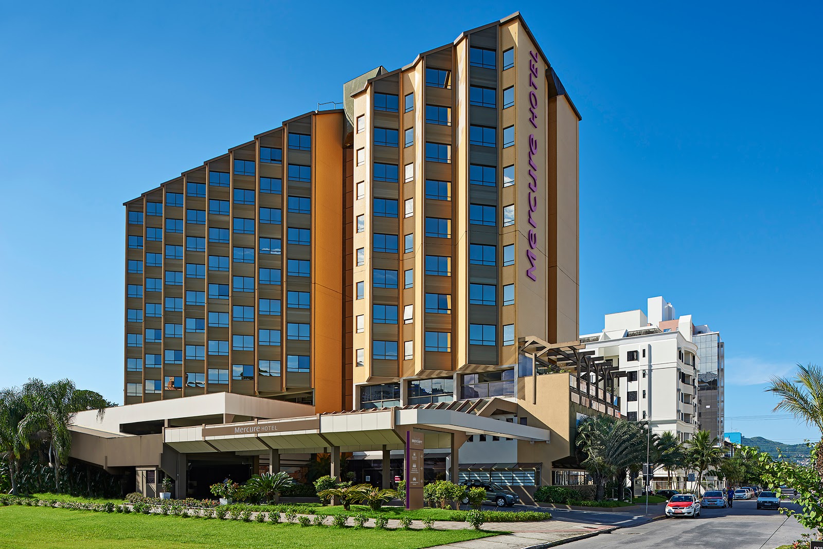 Mercure Florianópolis Hotels – GayOut Guide