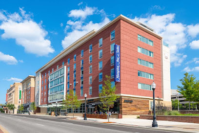 Hampton Inn & Suites Fort Wayne Downtown Hotels in Fort Wayne – GayOut Guide