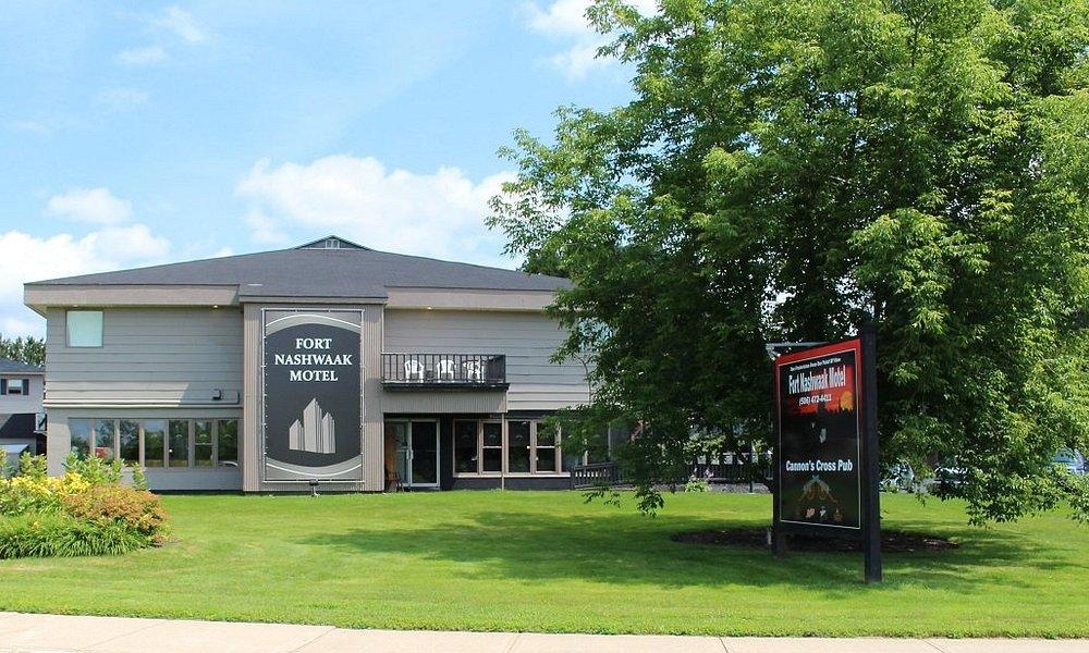 Fort Nashwaak Motel Hotels in Fredericton – GayOut Guide