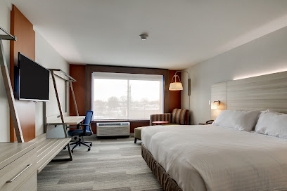 Holiday Inn Express & Suites Galesburg by IHG Hotels in Galesburg – GayOut Guide