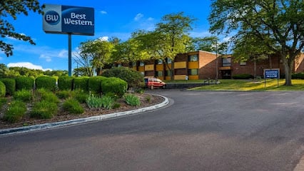 Best Western Prairie Inn & Conference Center Hotels in Galesburg – GayOut Guide