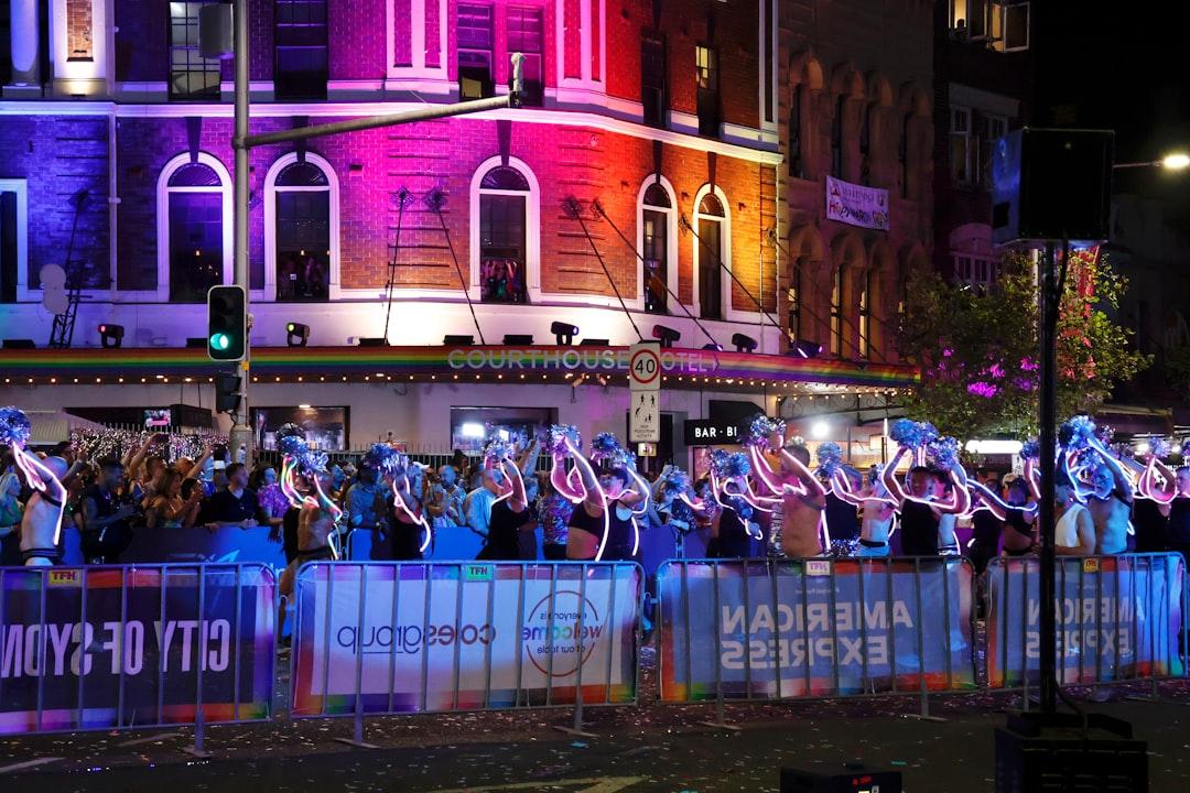 Bains de l'Est Bars & Clubs – GayOut Guide