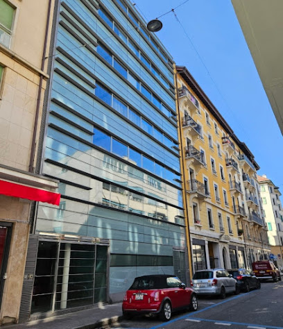 Green Marmot Capsule Hotel Genève Hotels in Geneva – GayOut Guide