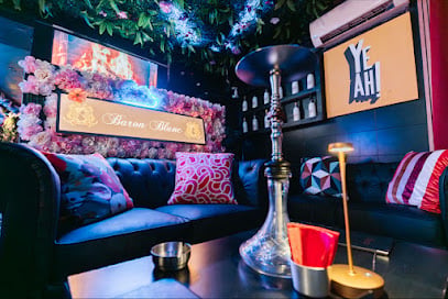 Le Baron Blanc Lounge Social Club Genova Bars & Clubs in Genoa – GayOut Guide