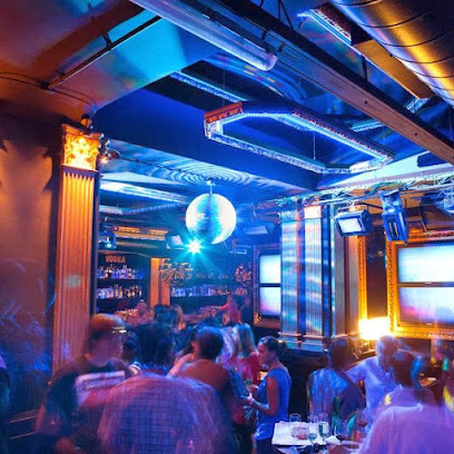 Lux Girona Bars & Clubs in Girona – GayOut Guide