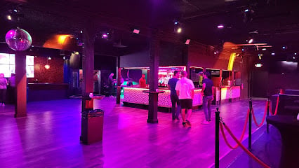 Club Cobra Bars & Clubs in Glendale – GayOut Guide