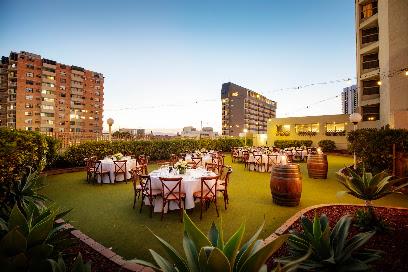 Novotel Surfers Paradise Hotels in Gold Coast – GayOut Guide