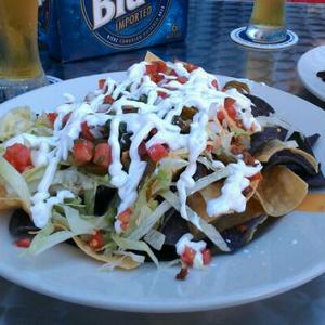 Cafe Nunez Restaurants in New York – GayOut Guide