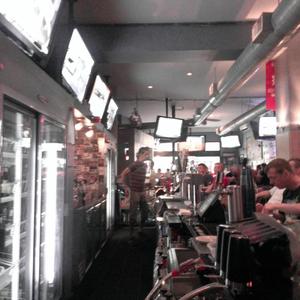Cafe Nunez Restaurants in New York – GayOut Guide