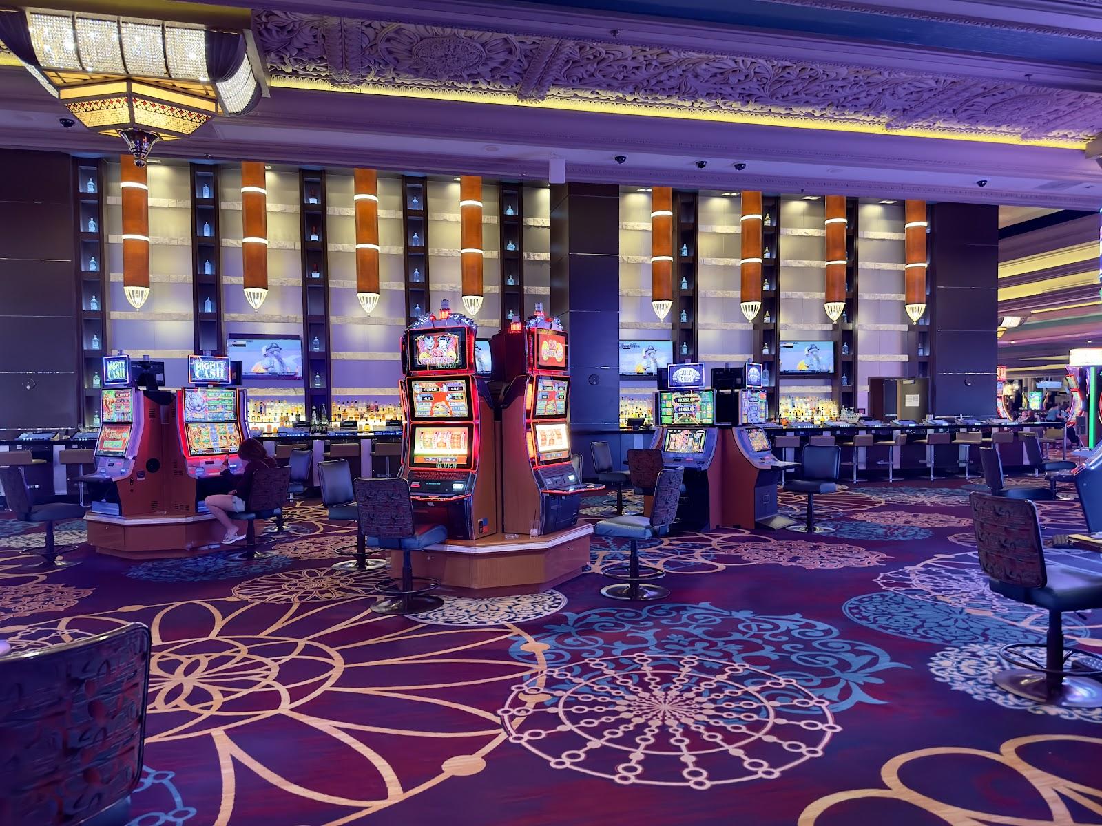 Mandalay Bay Hotel and Casino Hotels in Las Vegas – GayOut Guide