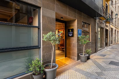 Room Mate Leo, Granada Hotels in Granada – GayOut Guide