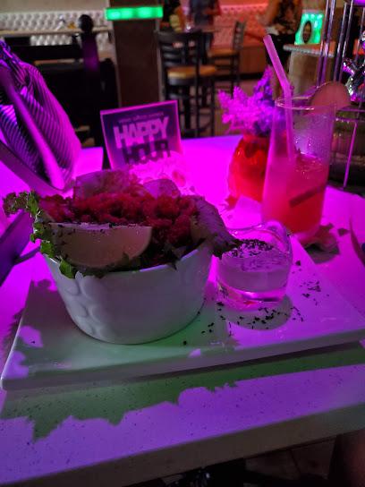Лаундж Sabana Restaurants in New York – GayOut Guide