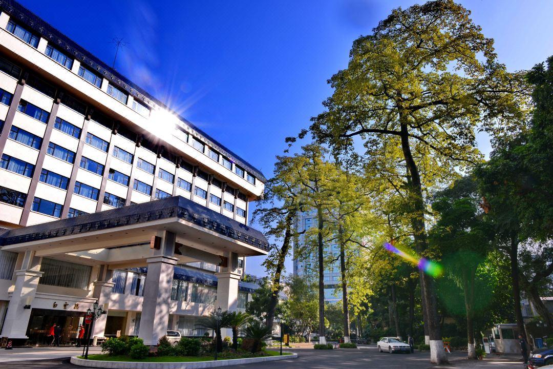 Guangdong Yingbin Hotel Gay-Friendly Hotels in Guangzhou – GayOut Guide