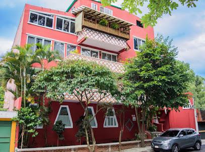 Eco Suites Uxlabil Guatemala City Hotels in Guatemala City – GayOut Guide