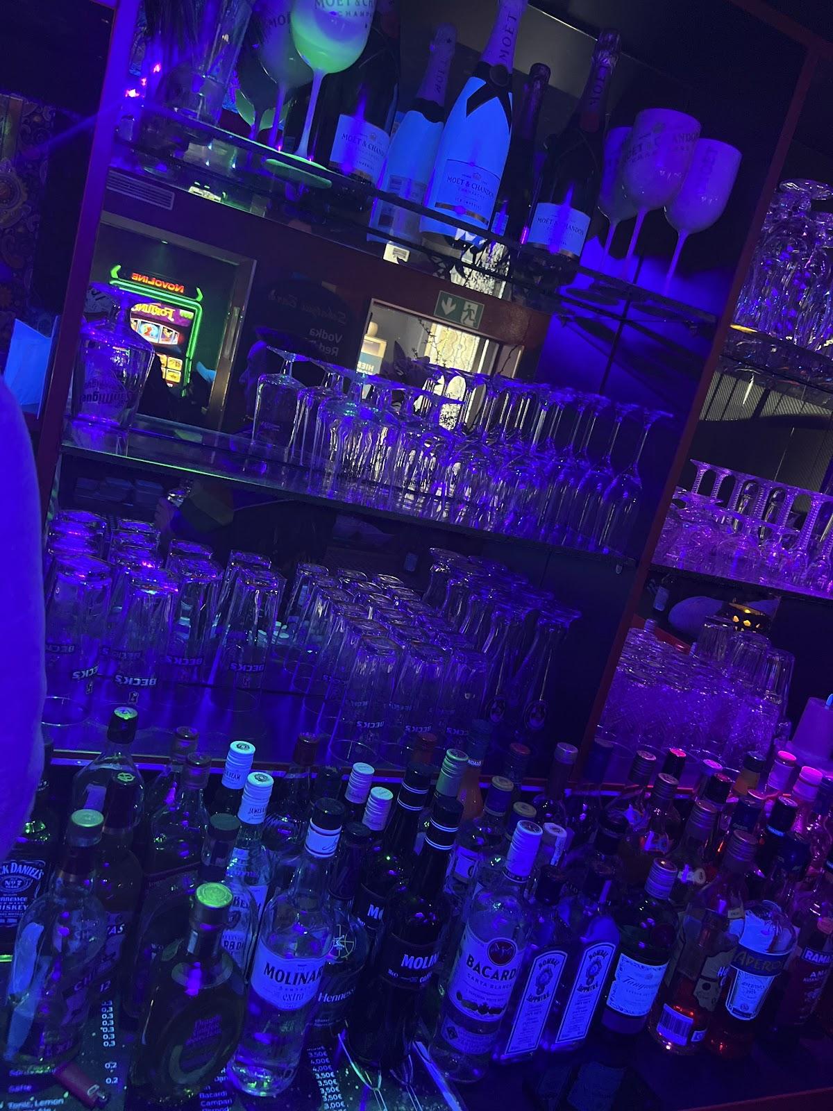 Schatziii Bar Bars & Clubs – GayOut Guide