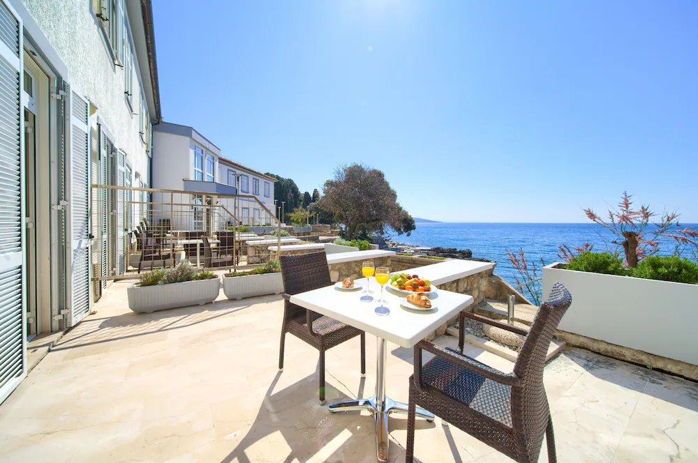 Villa Tamaris - Hotel Resort Dražica Hotels in Kras – GayOut Guide