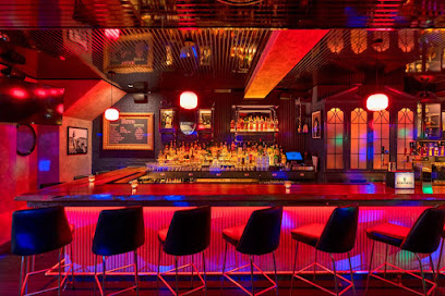 Seven Sins bar Bars & Clubs in La Mesa Roldán – GayOut Guide