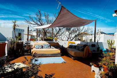 Olive Hostel Hotels in Lagos – GayOut Guide