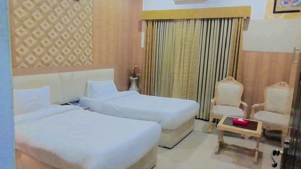 Helen One Hotel Hotels – GayOut Guide