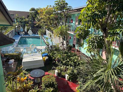 New Sun Gate Motel Hotels in Lake Worth – GayOut Guide
