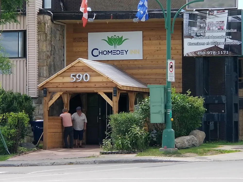 Auberge Chomedey Inn Hotels in Laval – GayOut Guide