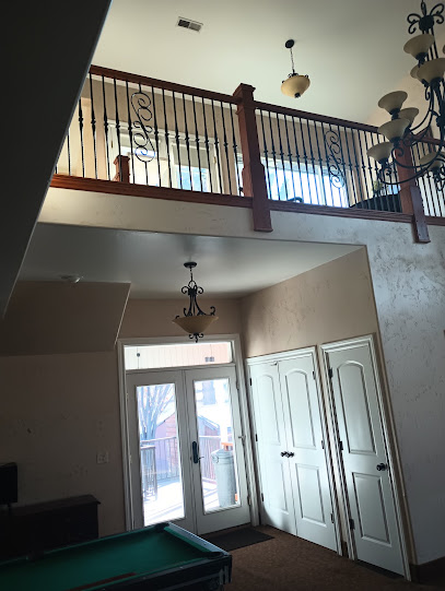 Family Crash Pad near SLC Hotels in Layton – GayOut Guide