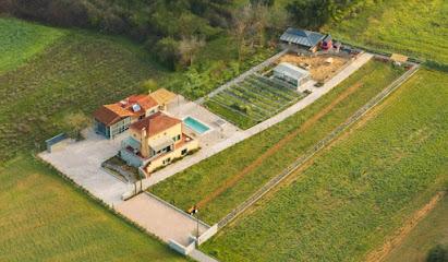 Milea Agritourism Hotels in Levidi – GayOut Guide