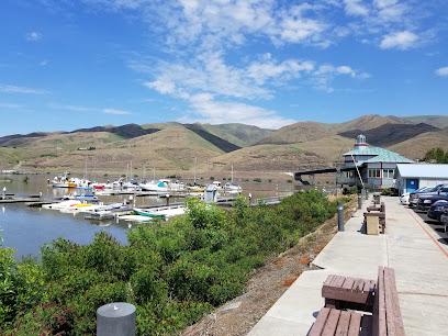 Hells Canyon Resort Hotels in Lewiston – GayOut Guide
