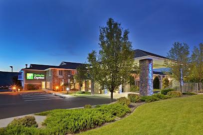 Holiday Inn Express Lewiston by IHG Hotels in Lewiston – GayOut Guide
