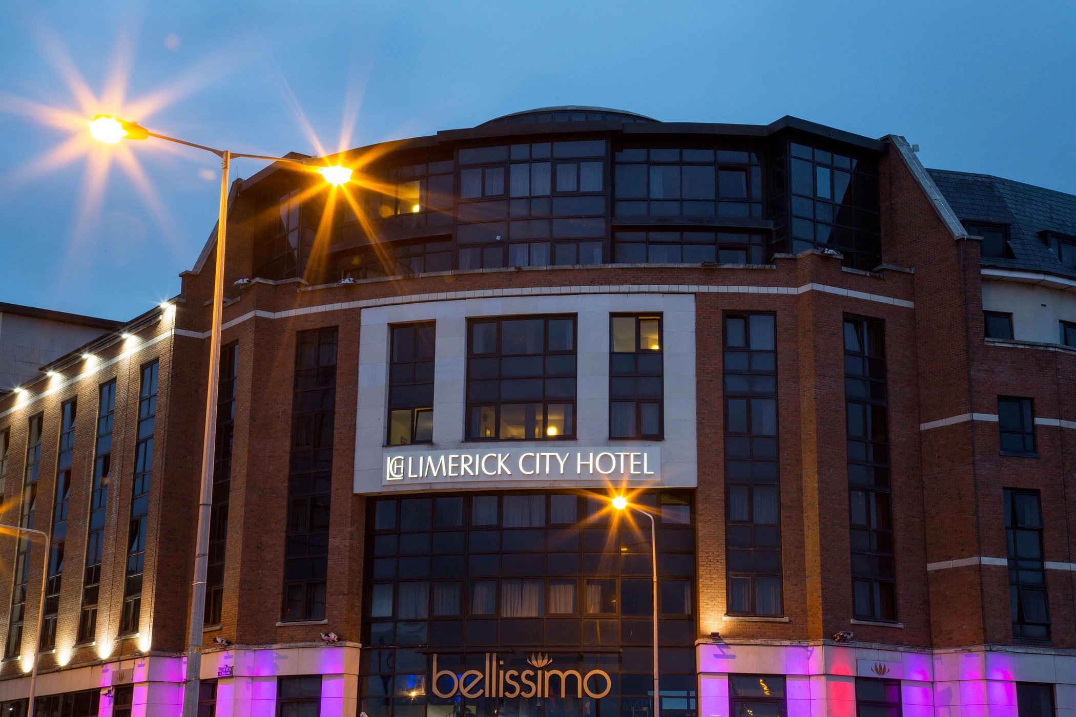 Limerick City Hotel Hotels in Limerick – GayOut Guide