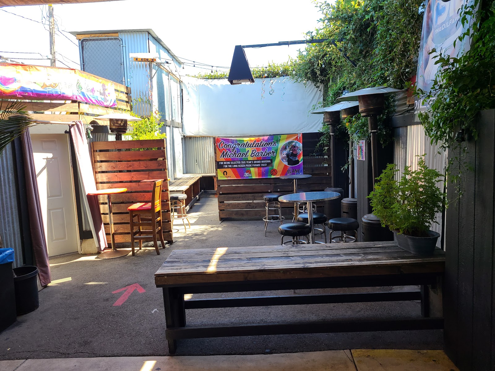 Falcon North Bars & Clubs – GayOut Guide